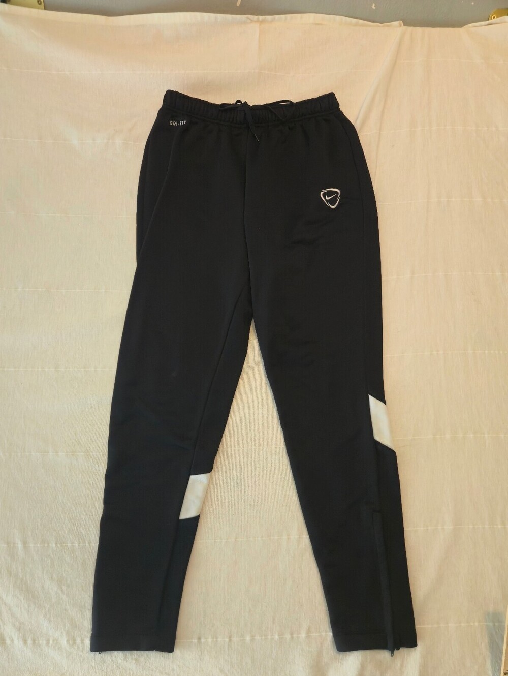 Nike Dri-Fit Black Athletic Jogger Pants with White Details Size Large